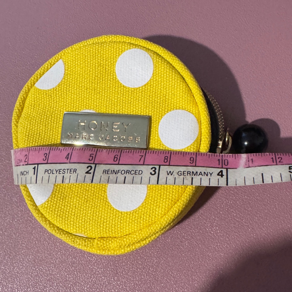 Marc Jacob’s “HONEY” Coin Purse - Picture 7 of 7